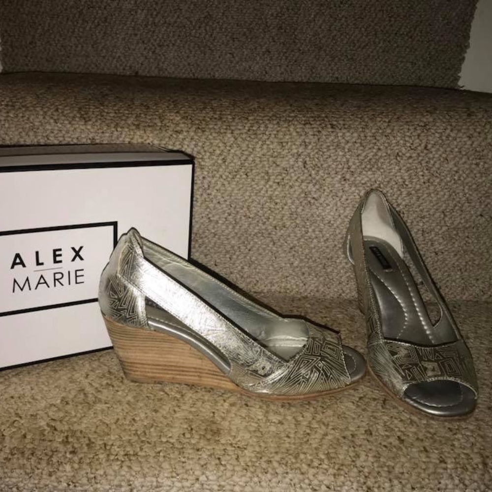 Alex Marie Wedges, Size 8.5.